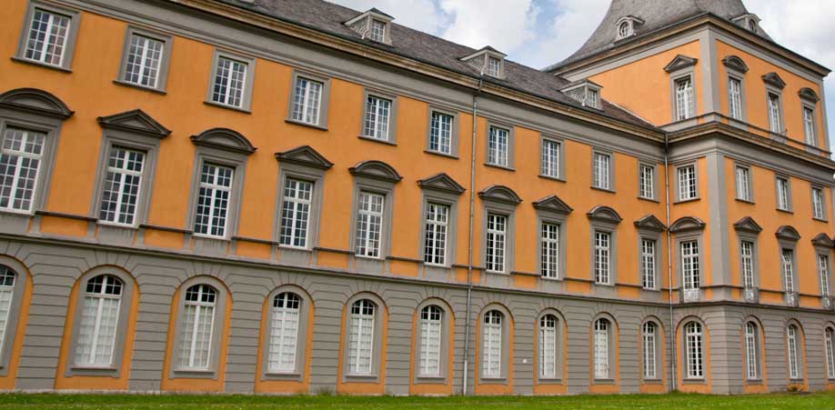 Universitaet Bonn
